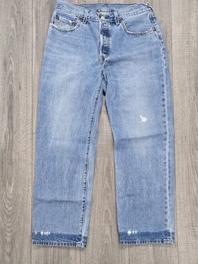 Levi’s 501 Skinny Jeans Women’s W30 L30 Light Wash Distressed Denim #411